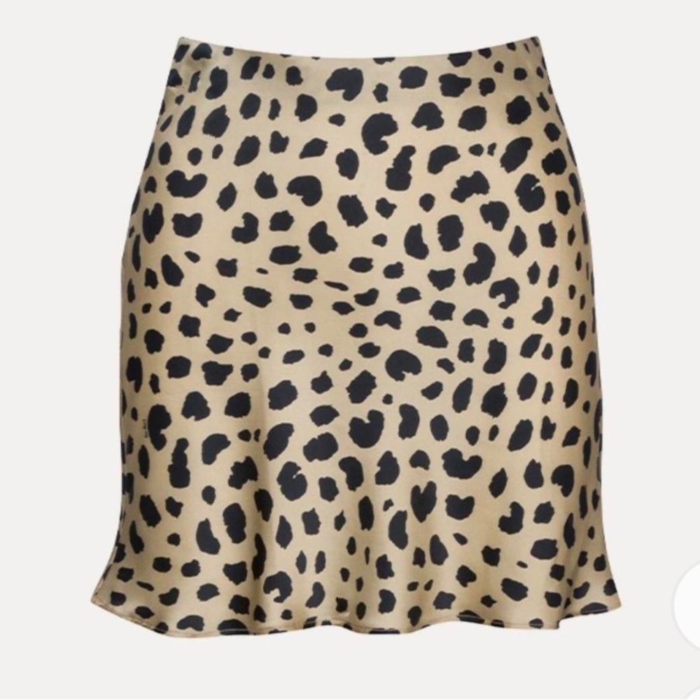 Realisation Par - The Cookies skirt in leopard skirt. Size XS.